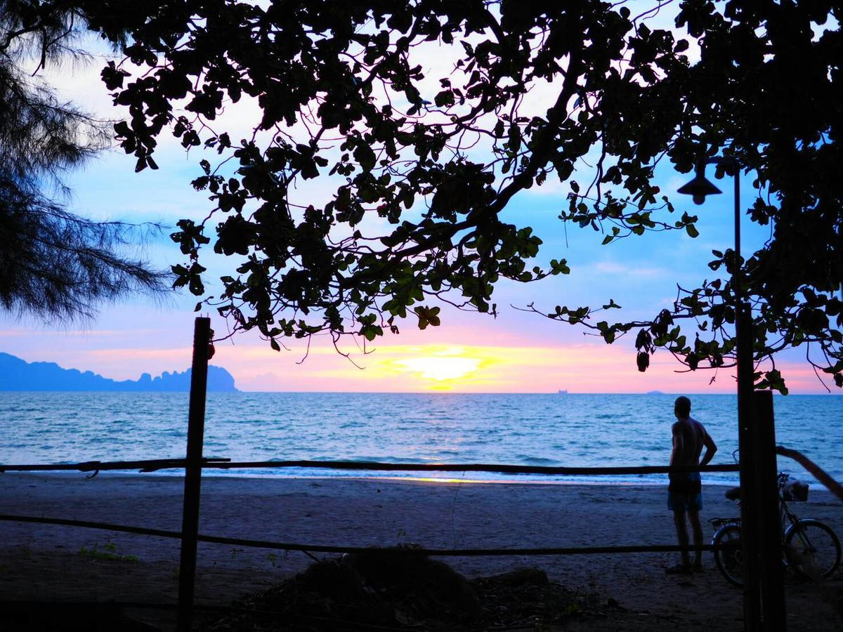 Sukorn Andaman Beach Resort Ko Sukon Kamer foto